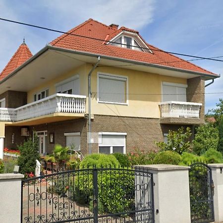 Sarga-Kek Haz Apartment Vonyarcvashegy Ngoại thất bức ảnh