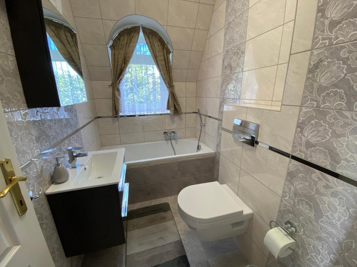 Sarga-Kek Haz Apartment Vonyarcvashegy Ngoại thất bức ảnh