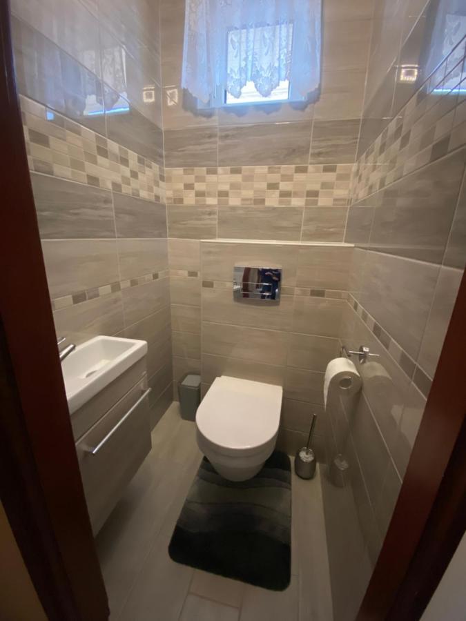 Sarga-Kek Haz Apartment Vonyarcvashegy Ngoại thất bức ảnh